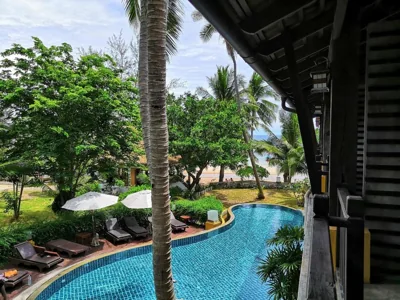 Beach side 2 nd floor Pool View — Seashell Resort Koh Tao-SHA Plus